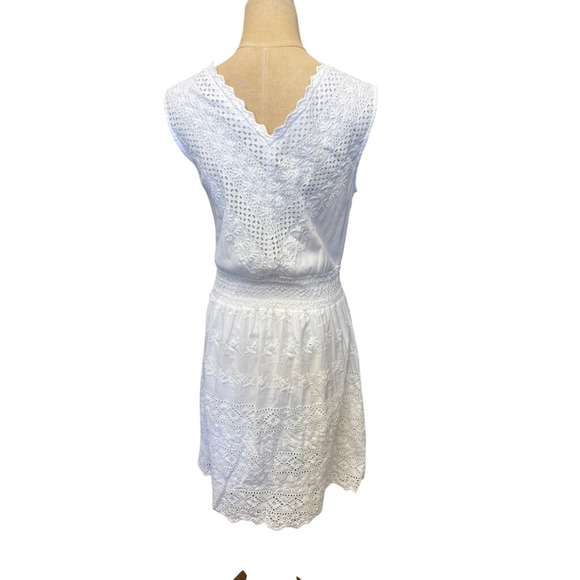 Roller Rabbit Womens White Eyelet Lace Sleeveless Smocked Waist Dress Size M - Picture 3 of 12